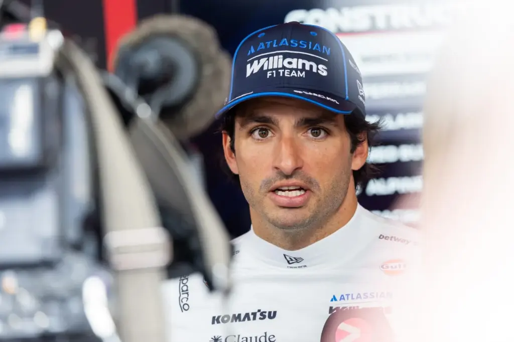 F1: Piastri harshly criticizes Sainz after contact in Hungary