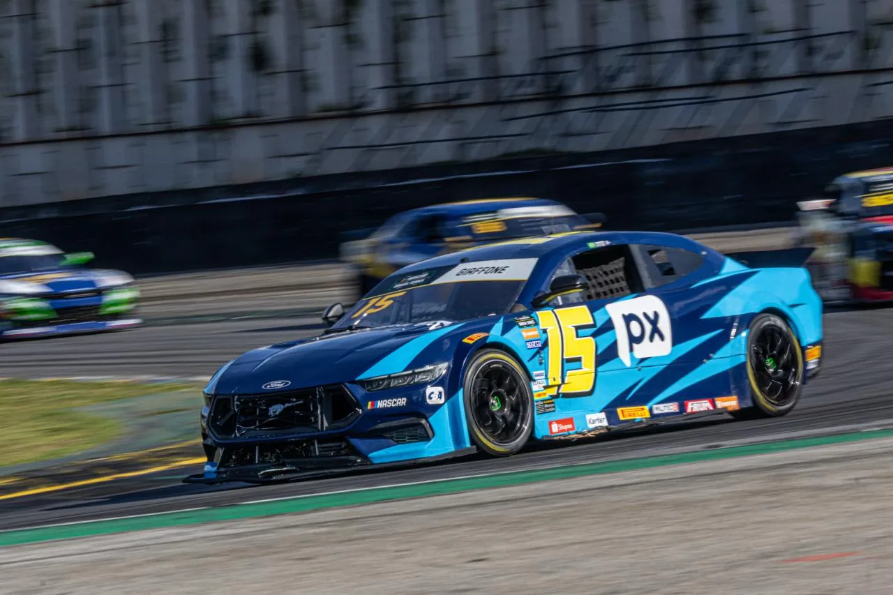 Tito Giaffone races for the first time in Cuiabá and seeks leadership in NASCAR Brazil