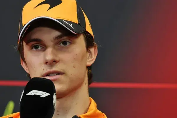 F1: Piastri harshly criticizes Sainz after contact in Hungary