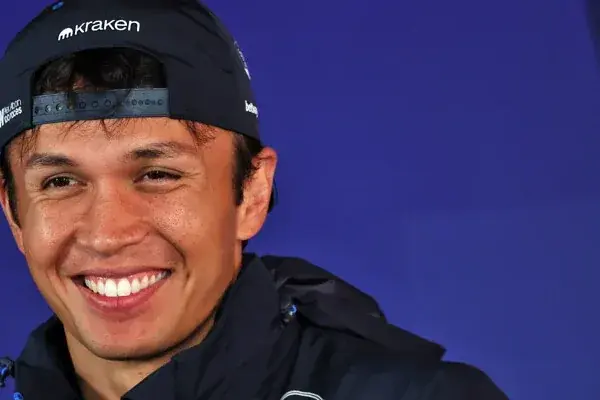 F1: Albon renews with Williams and will continue with the team in 2027