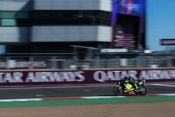 MotoGP: Fernández takes the lead at the start and wins the British GP