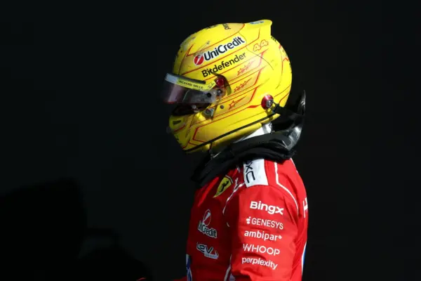 F1: Hamilton questions Ferrari during Dutch GP "We are just wasting time"
