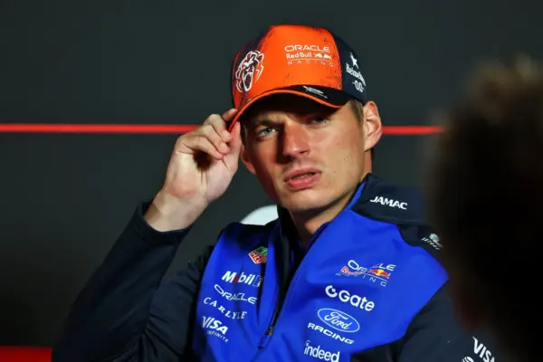 F1: Commentator says there must be a loophole in the new contract for Verstappen to leave Red Bull