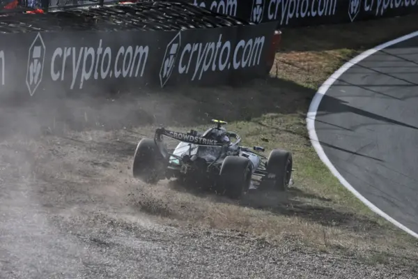 F1: Antonelli explains car damage after escaping the track in Sprint qualifying at Zandvoort
