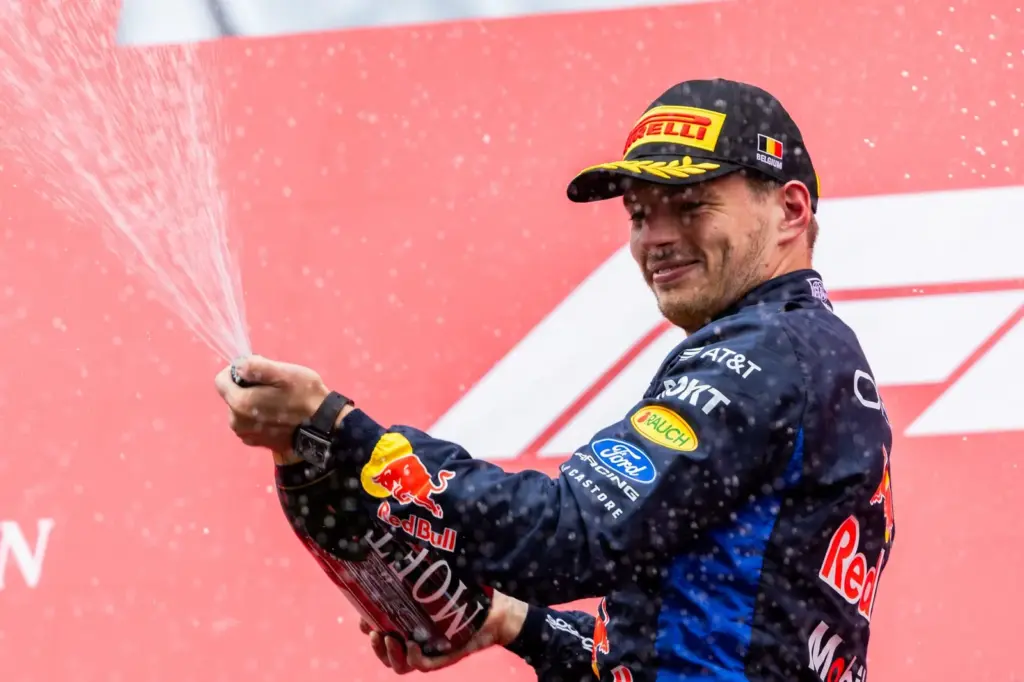 F1: Ex-pilot supports Verstappen's stay at Red Bull: