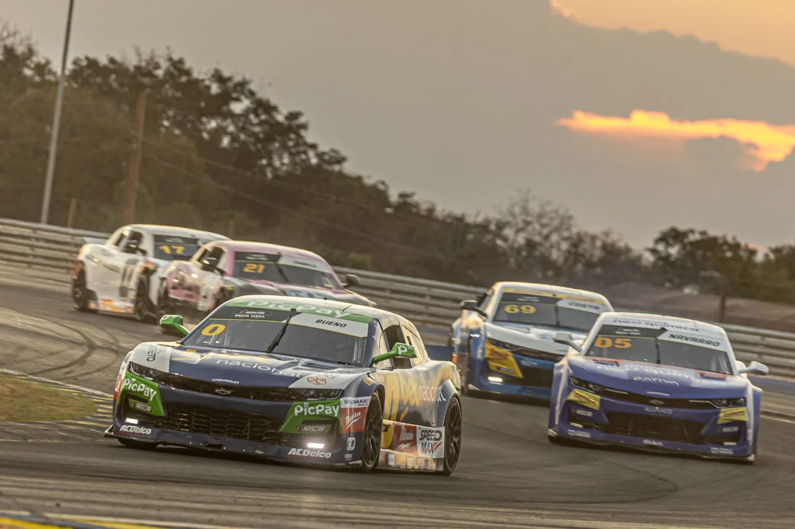 NASCAR Brazil: Cacá Bueno shows good race pace in challenging Saturday in Cuiabá