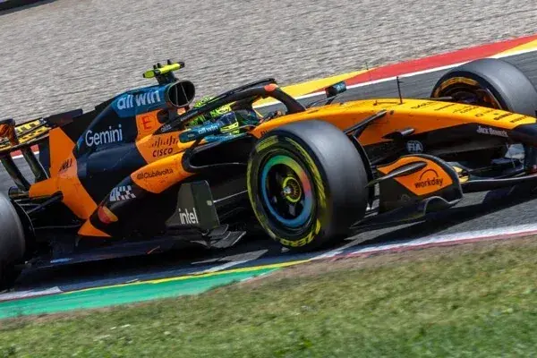 F1: Fans do not believe in McLaren's title in 2026