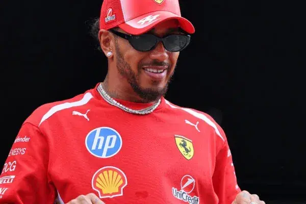F1: Hollywood actress posts photo with Hamilton during the seven-time champion's visit to Kim Kardashian