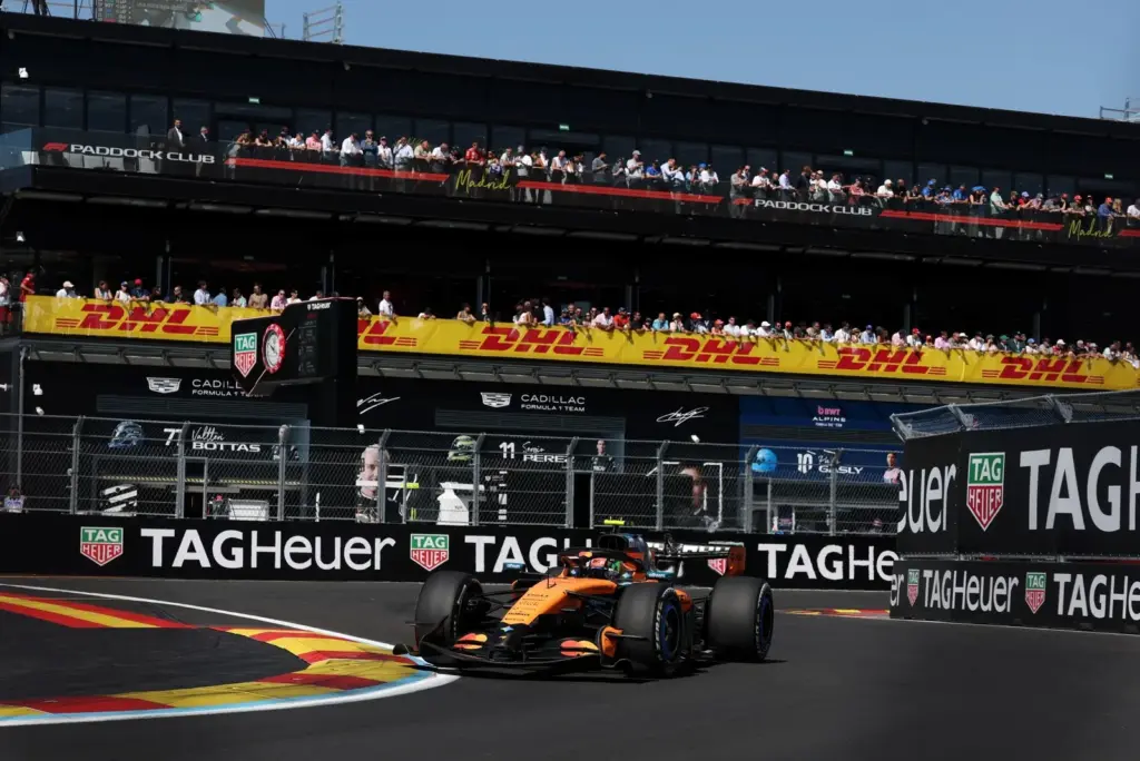 Lando Norris (GBR) McLaren F1 Team MCL40.