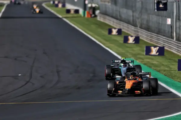 F1: Piastri comments on his tough battle with Hamilton in Italy