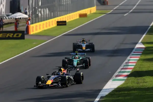 F1: "I have less power than a Fiat Punto!", said Verstappen at the end of TL3