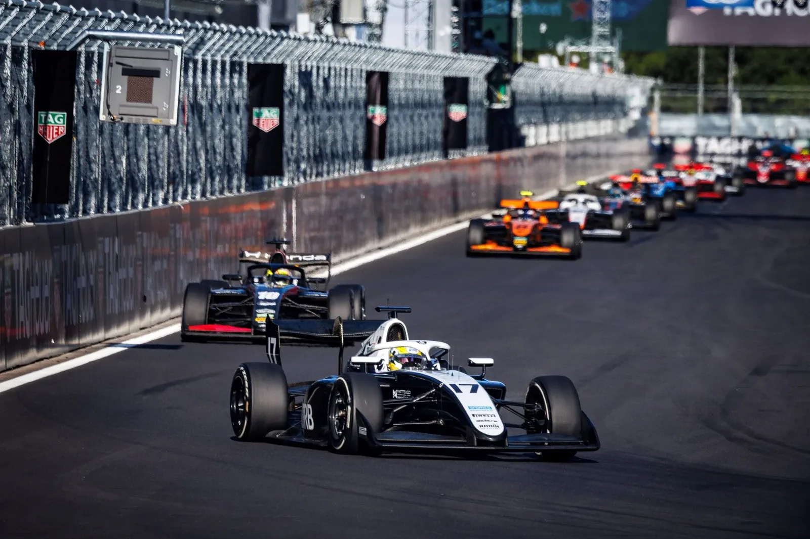 F3: Pedro Clerot takes the lead at the start and wins dominantly in Madrid