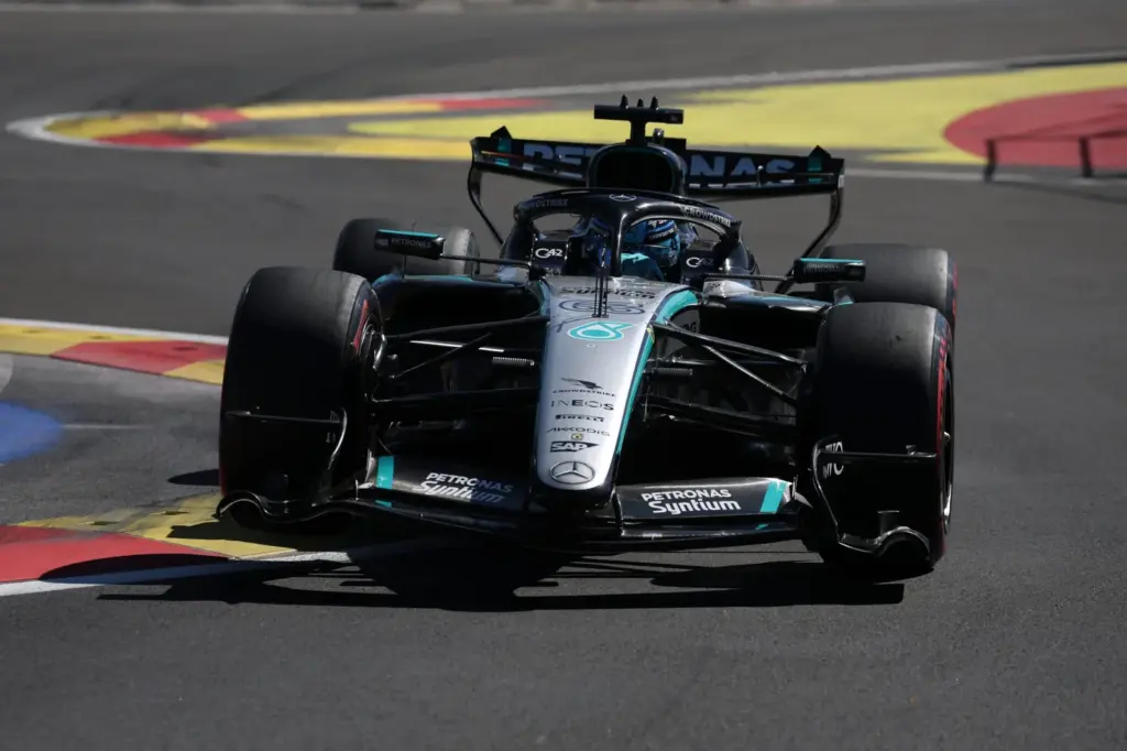George Russell (GBR) Mercedes AMG Formula One Team W17.