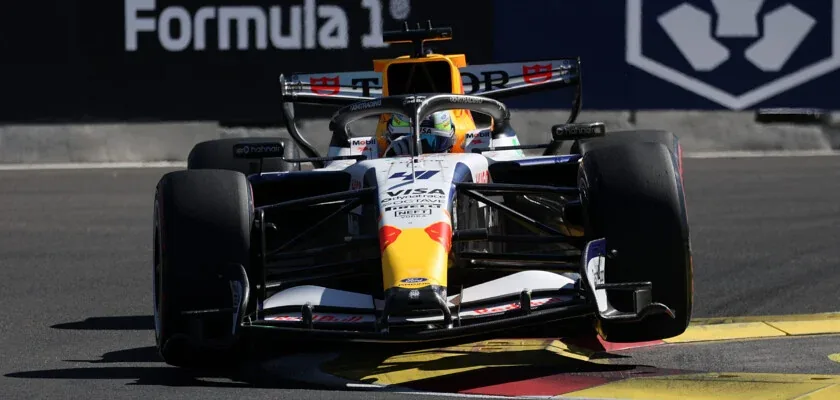 F1: Lindblad scores points for Racing Bulls after a tough race