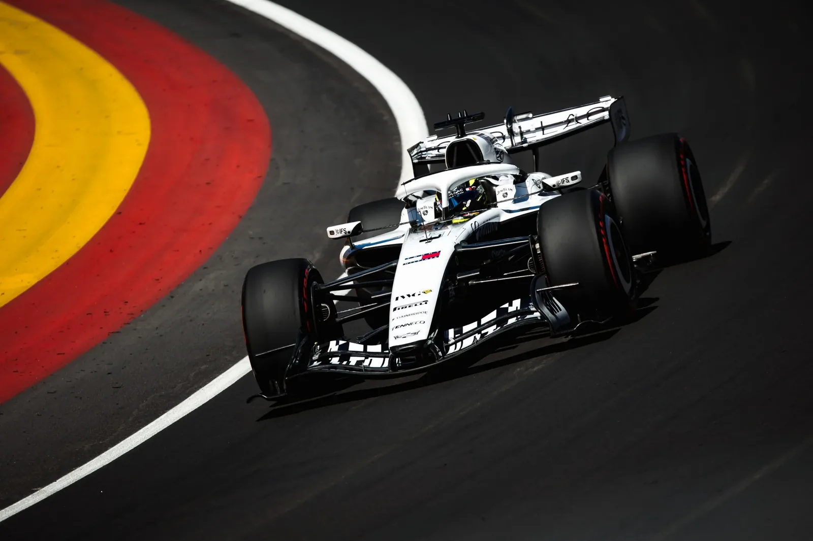 F1: Cadillac believes it has evolved and sees opportunities in Spain