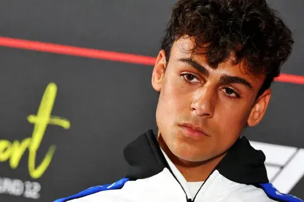 F1: Lindblad laments Red Bull's decision, but understands choice of Lawson
