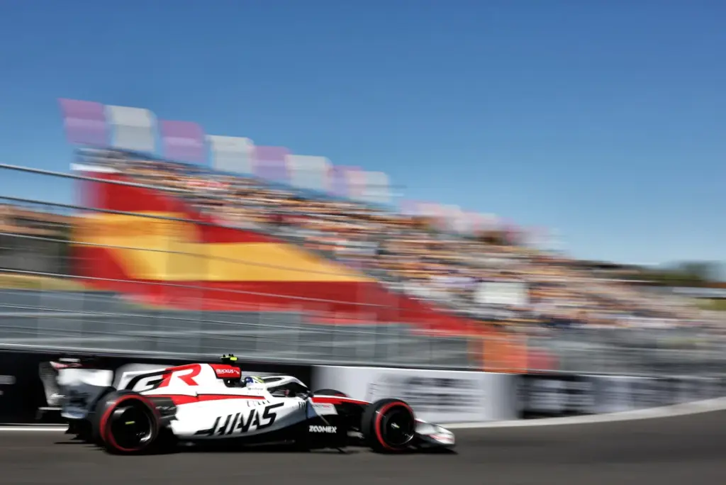 Oliver Bearman (GBR) Haas F1 Team VF-26.