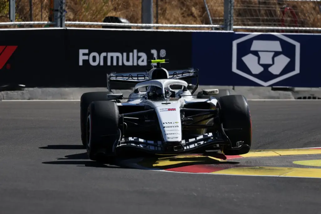 Valtteri Bottas (FIN) Cadillac Formula 1 Team MAC-26.