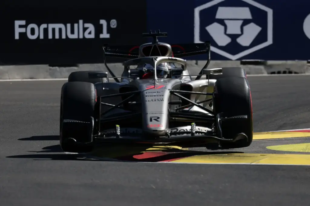 Nico Hulkenberg (GER) Audi F1 Team R26.