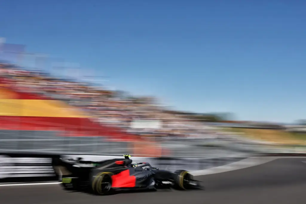 Gabriel Bortoleto (BRA) Audi F1 Team R26.