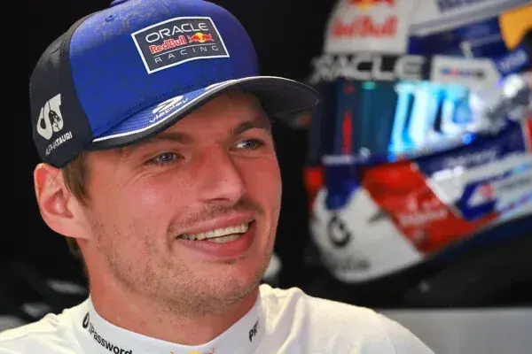 F1: Verstappen talks about challenge against 100 karters and already asks for a new race: "Maybe 200"
